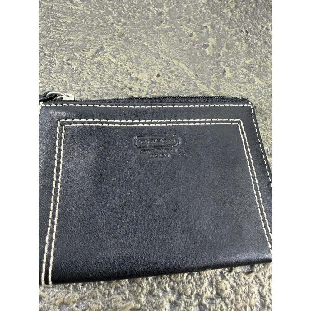 Coach Black Leather Mini Coin/Key Pouch White Stitching Key Ring Wallet